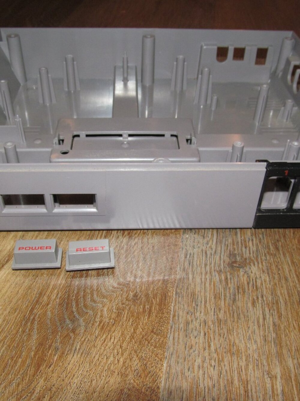 Nintendo NES Original Bottom Shell Replacement Housing Parts NES-001 + Buttons